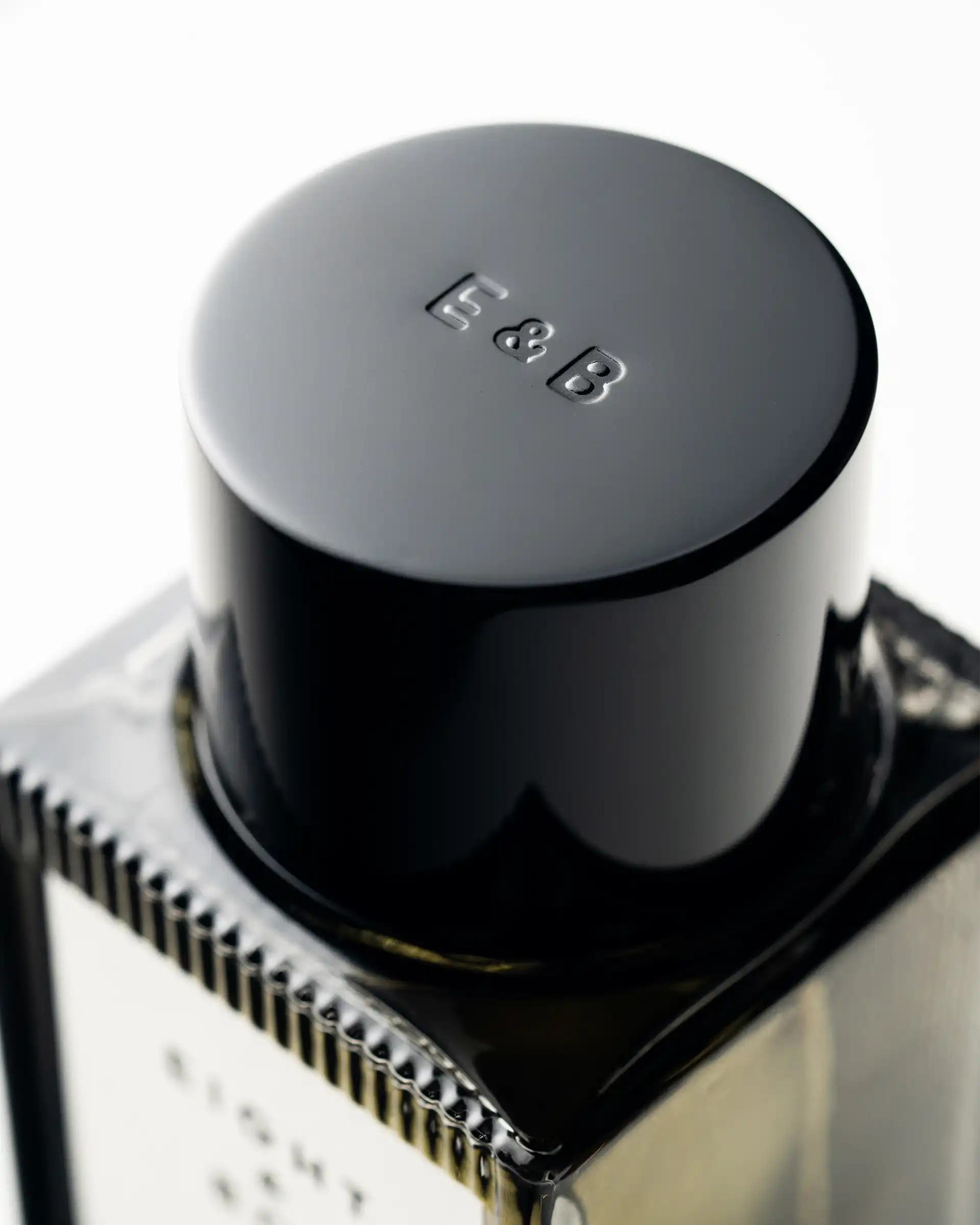 Eight & Bob Nuit de Megève eau de parfum 100 ml amber