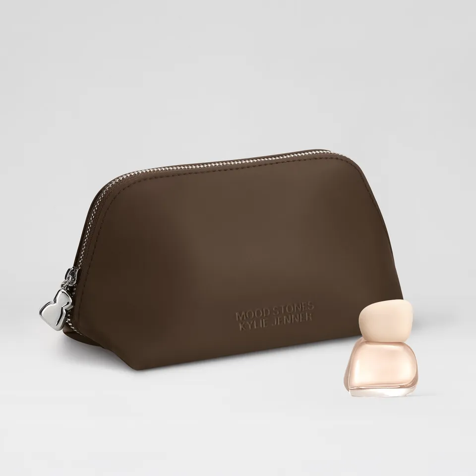 Kylie Blush Wood miniparfyme med pouch bærduft
