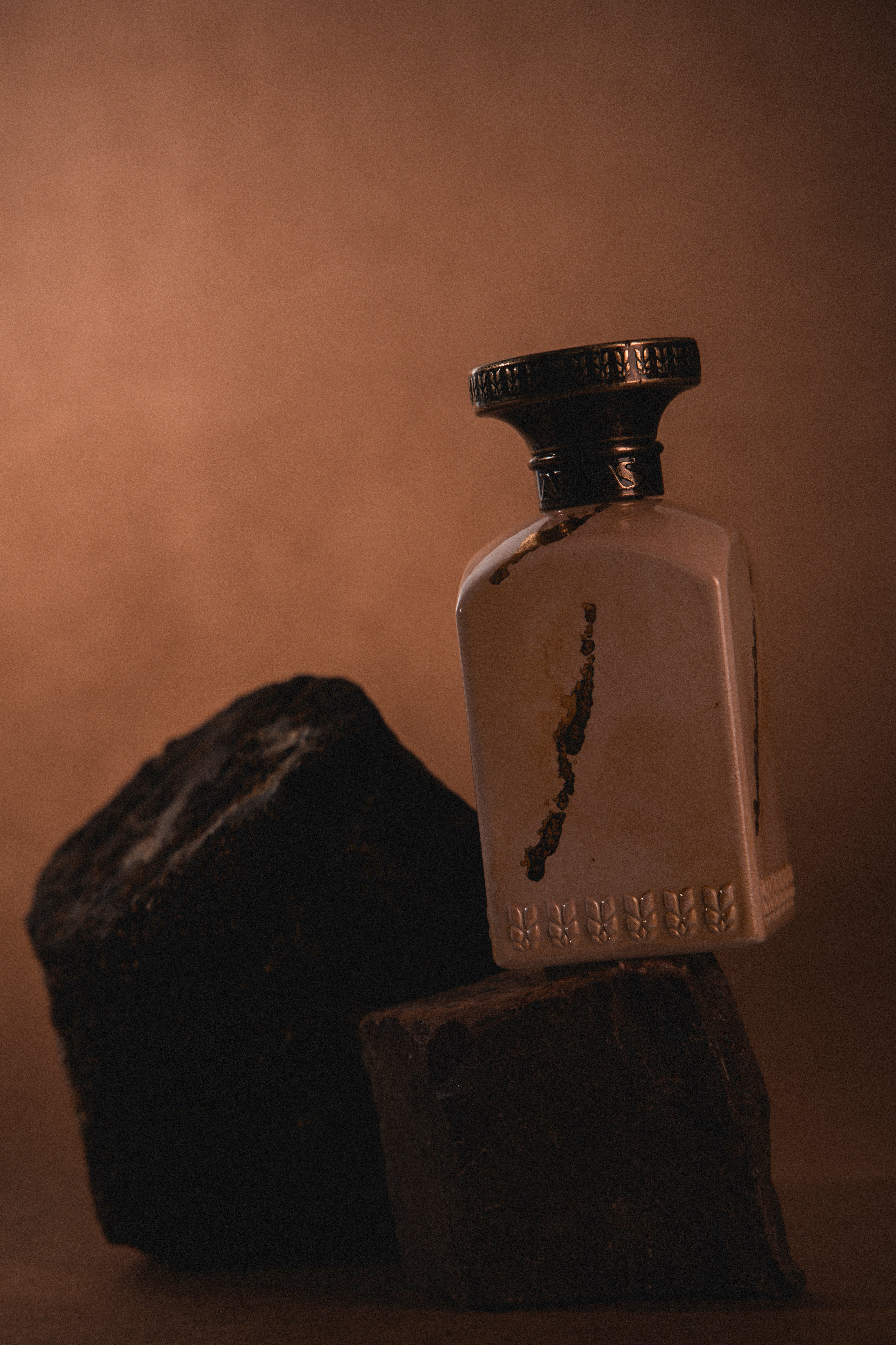 Anfas Collection Debai extrait de parfum oud rose safran