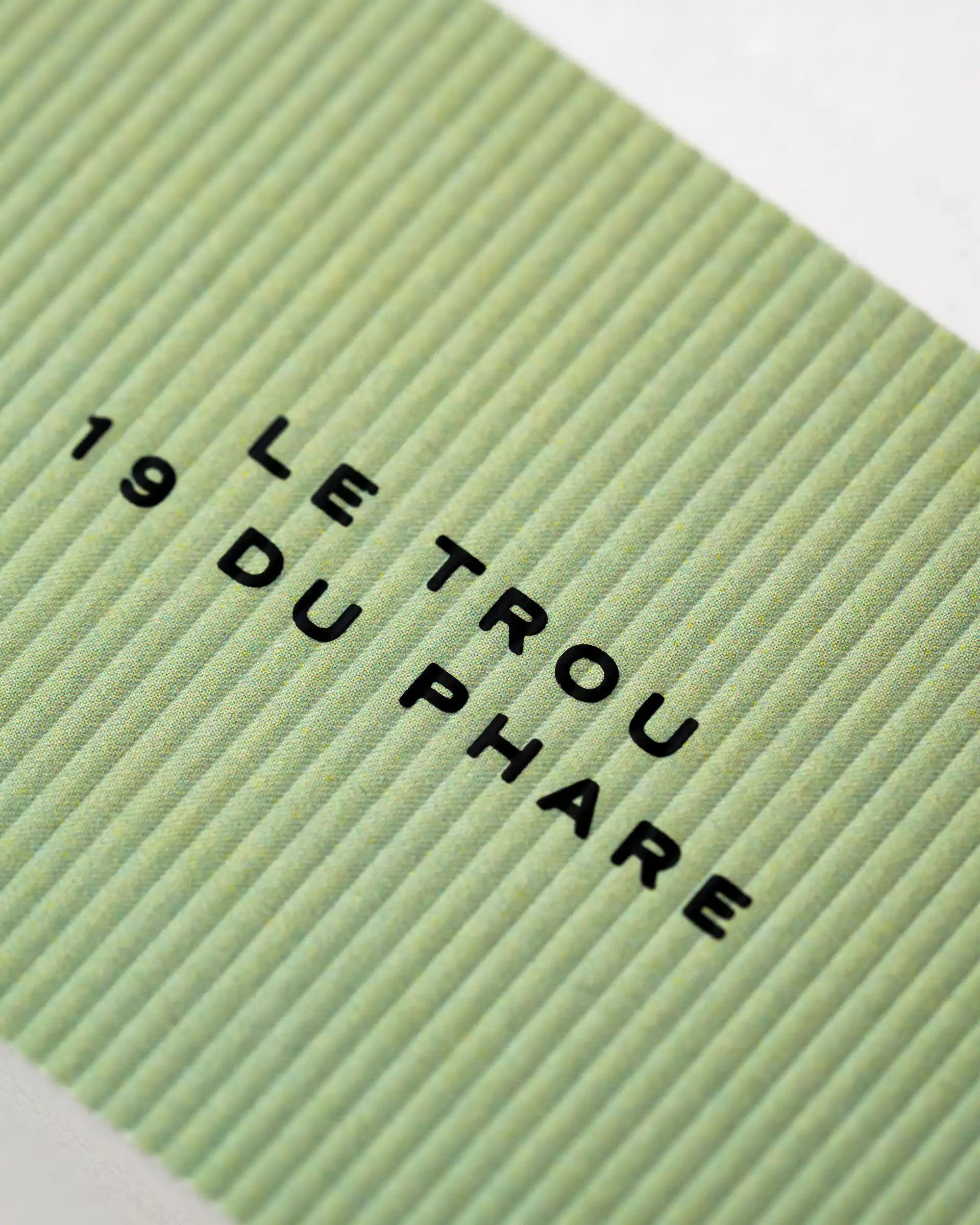Eight and Bob Le Trou 19 du Phare parfyme 100 ml lær