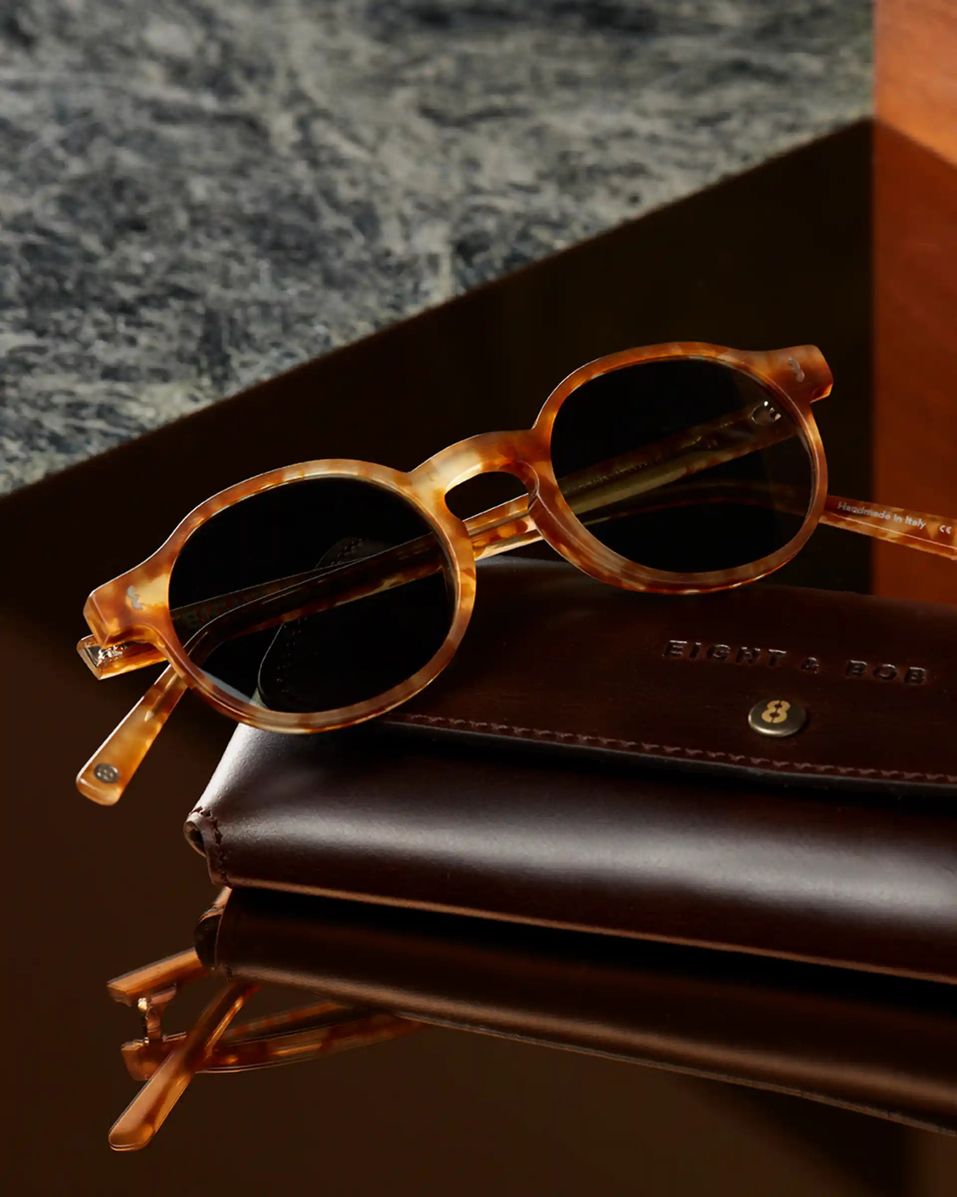 Eight and Bob Finch Havana solbriller havana rund