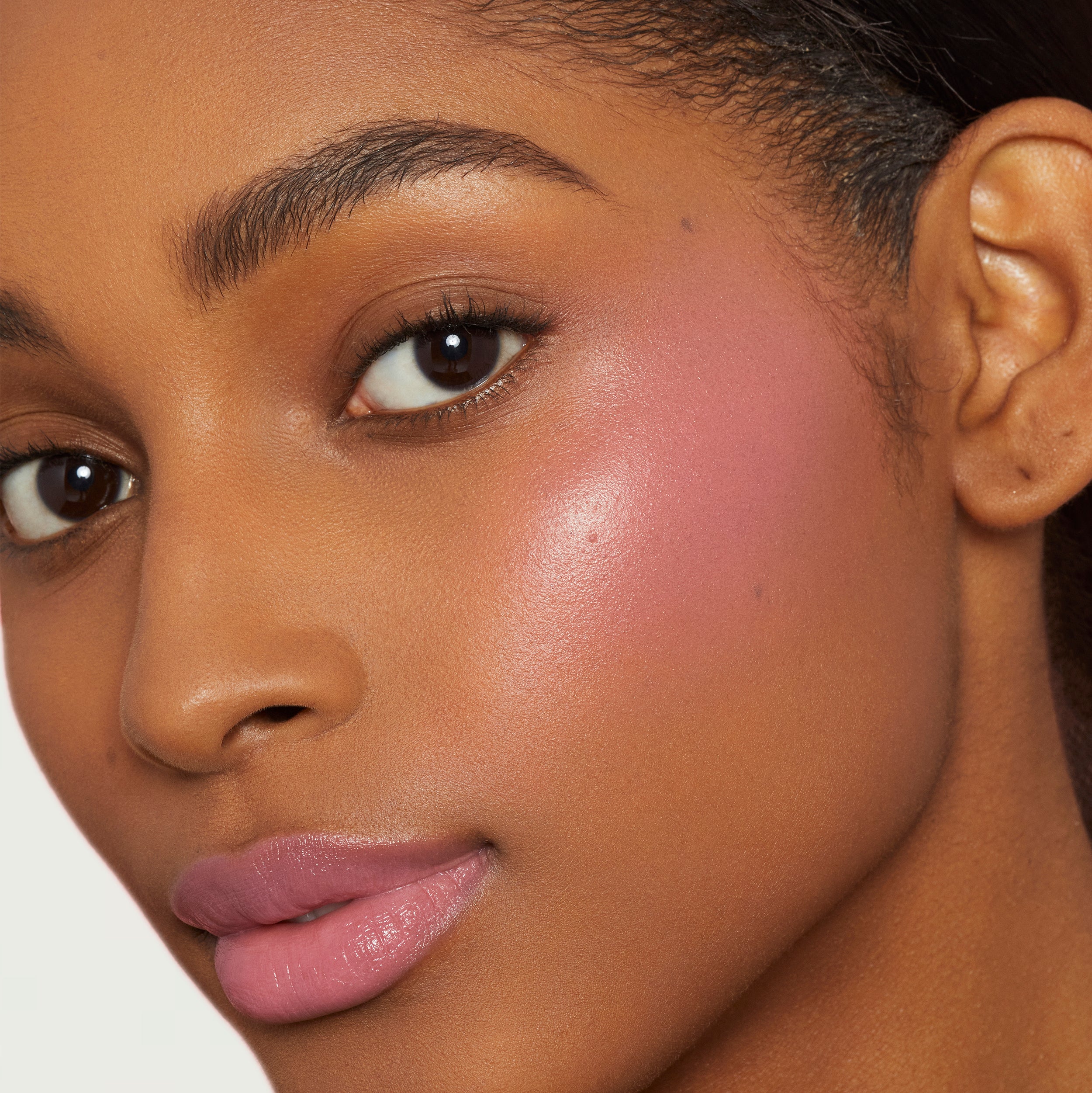Kylie Lip Cheek Glow Balm kinn- og leppebalm byggbar glød